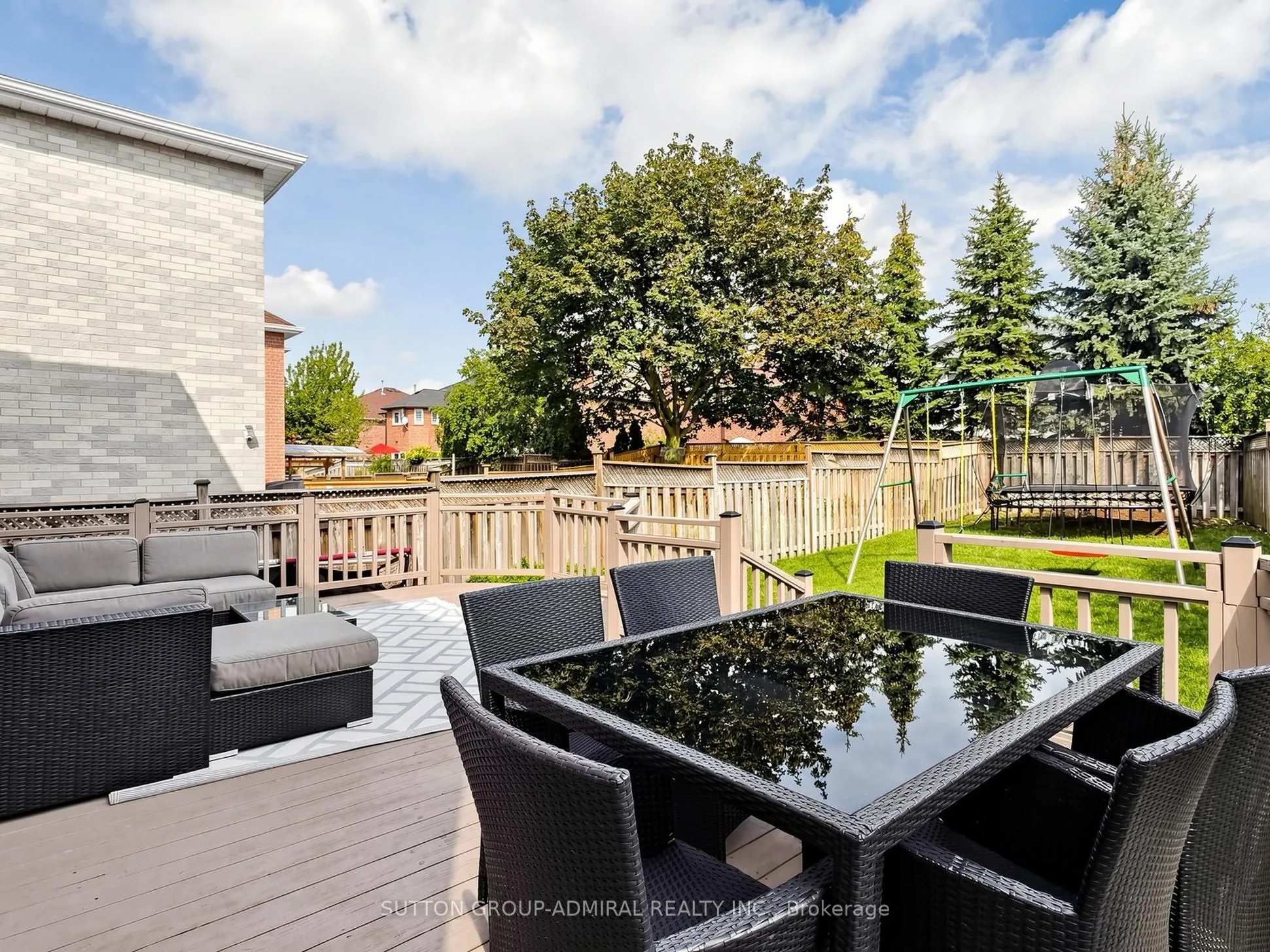 Detached Home For Sale | N13736454