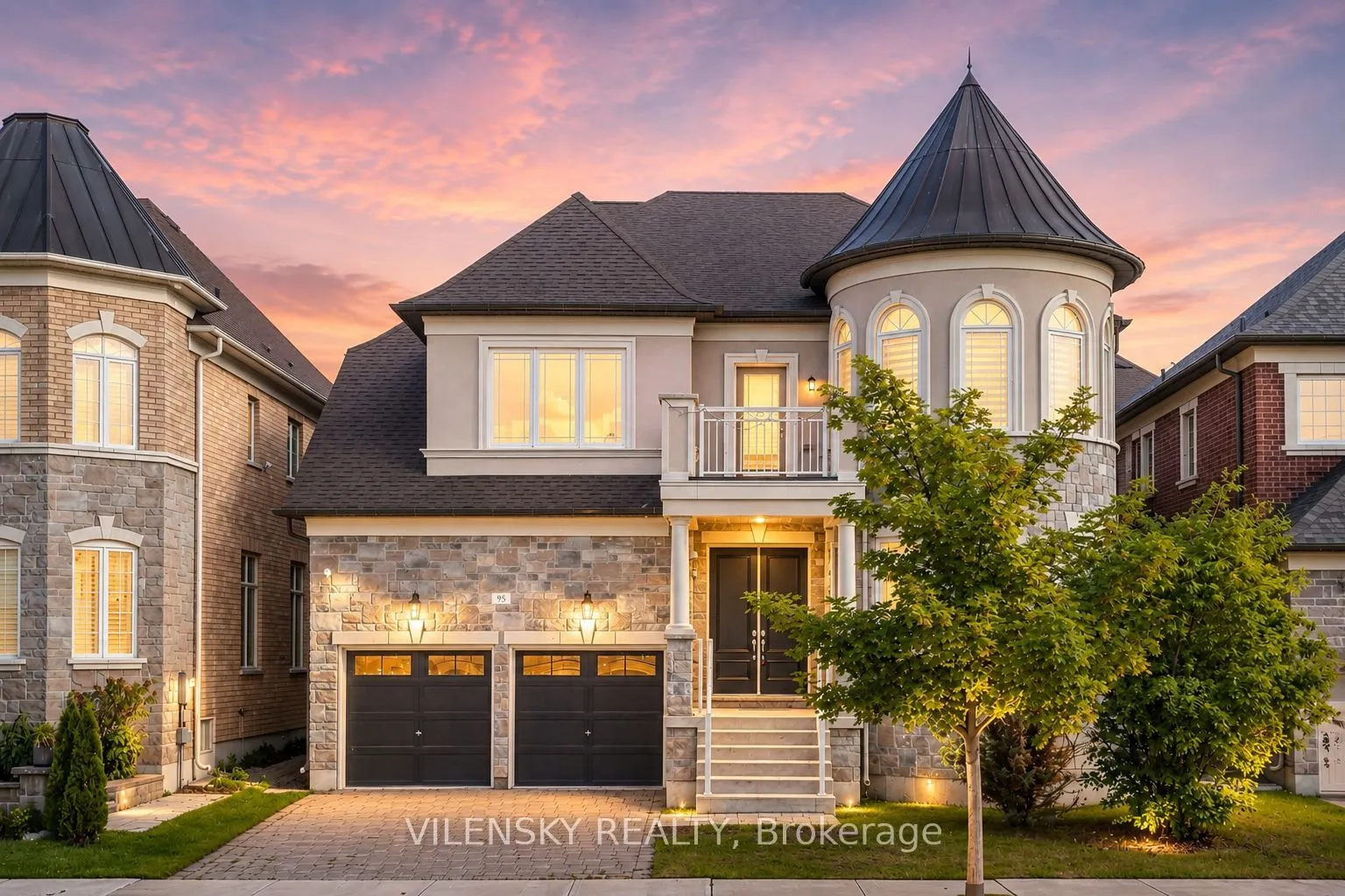 Detached Home For Sale | N13737538