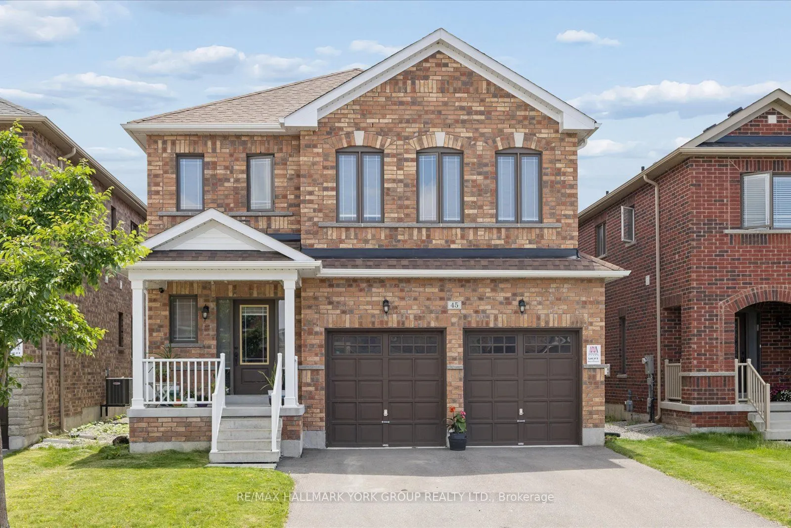 Detached Home For Lease | N13737990