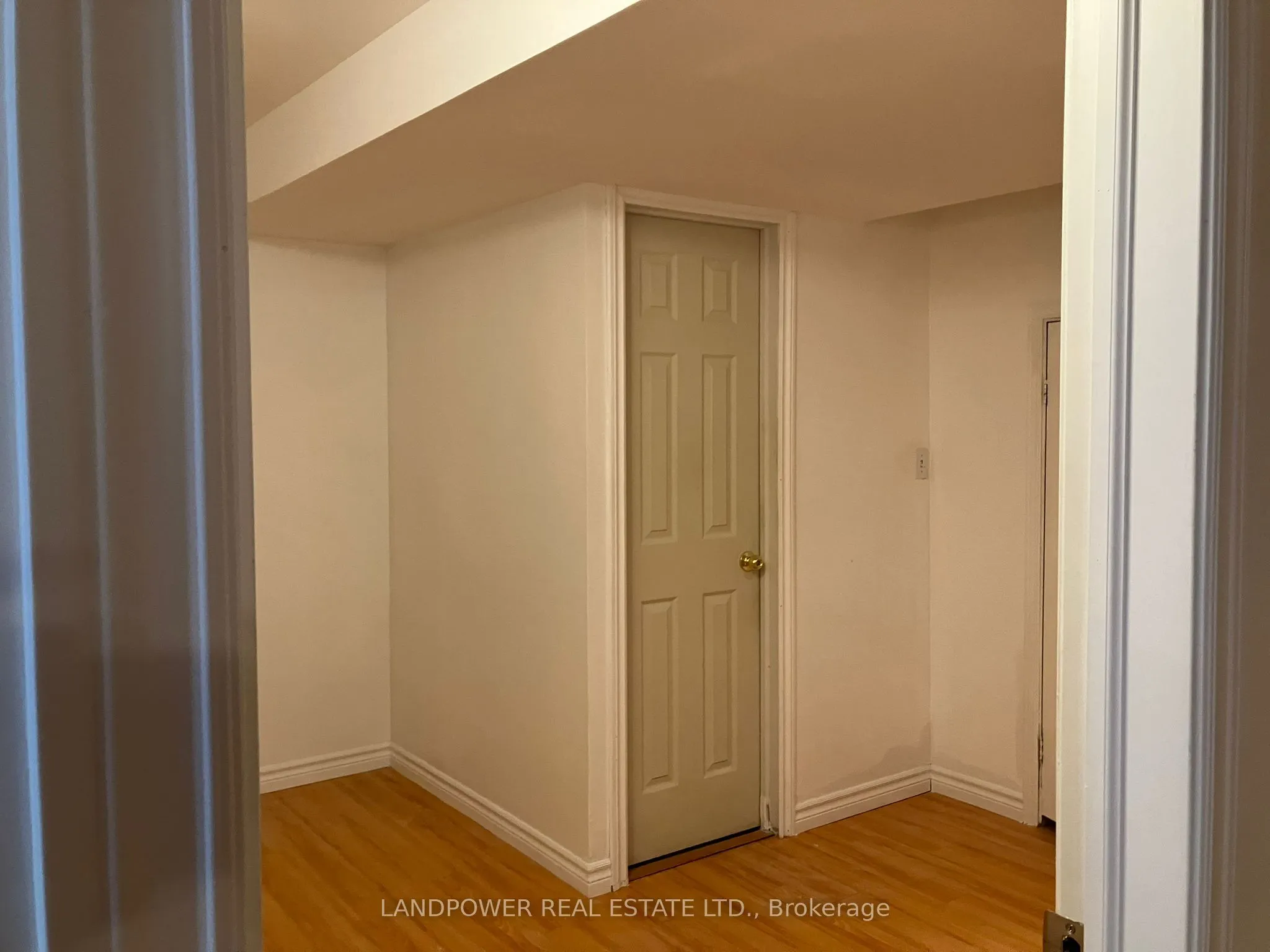 Room For Lease | N8190496