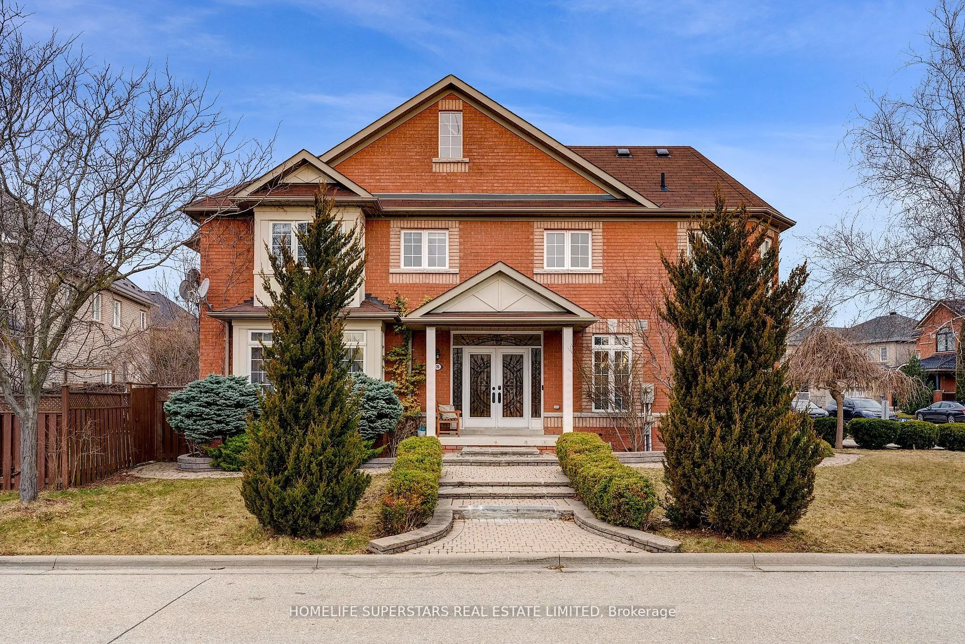 Detached Home For Sale | N9152377