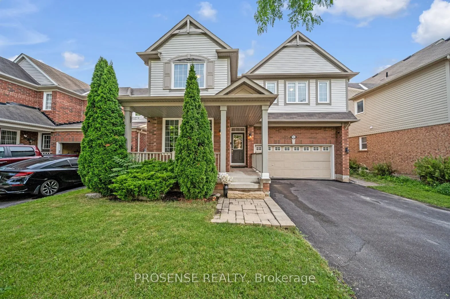 Detached Home For Sale | N9241201