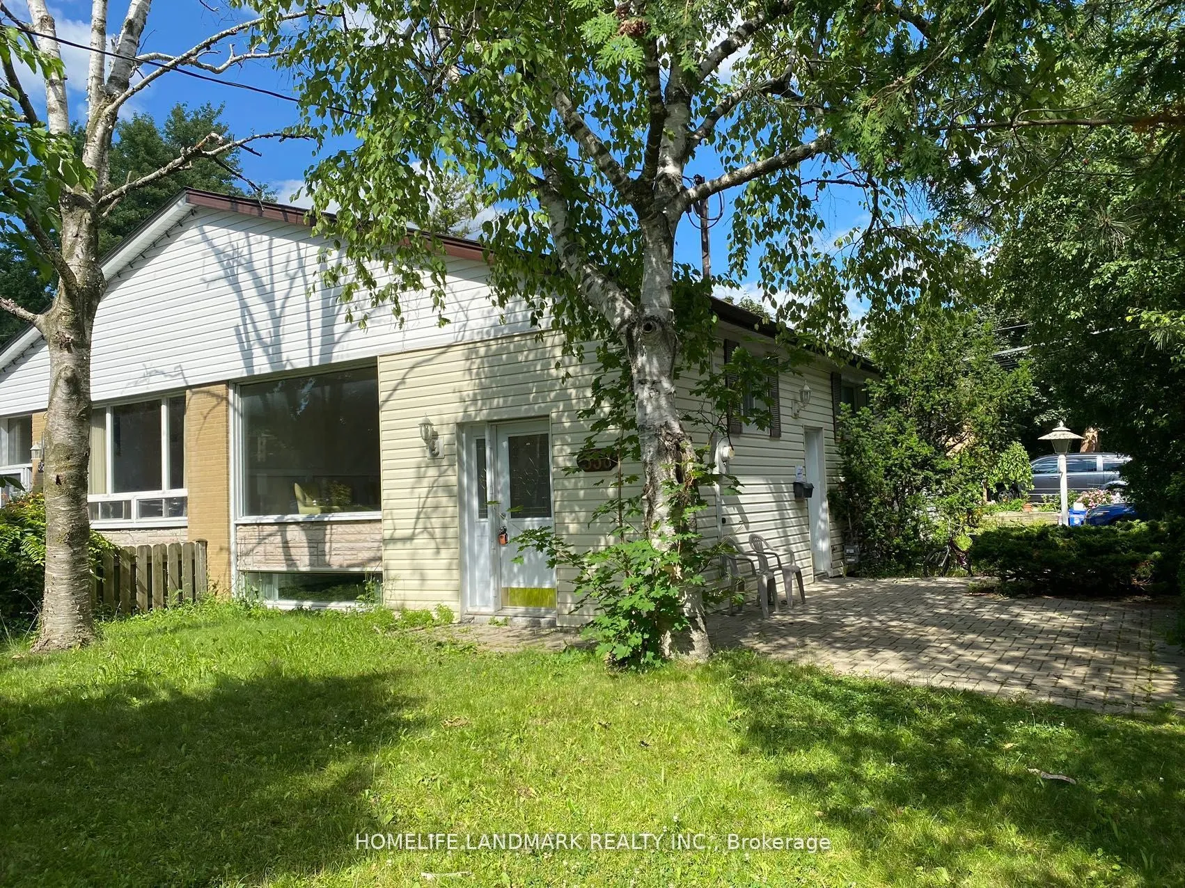 Semi-Detached Home For Sale | N9242240