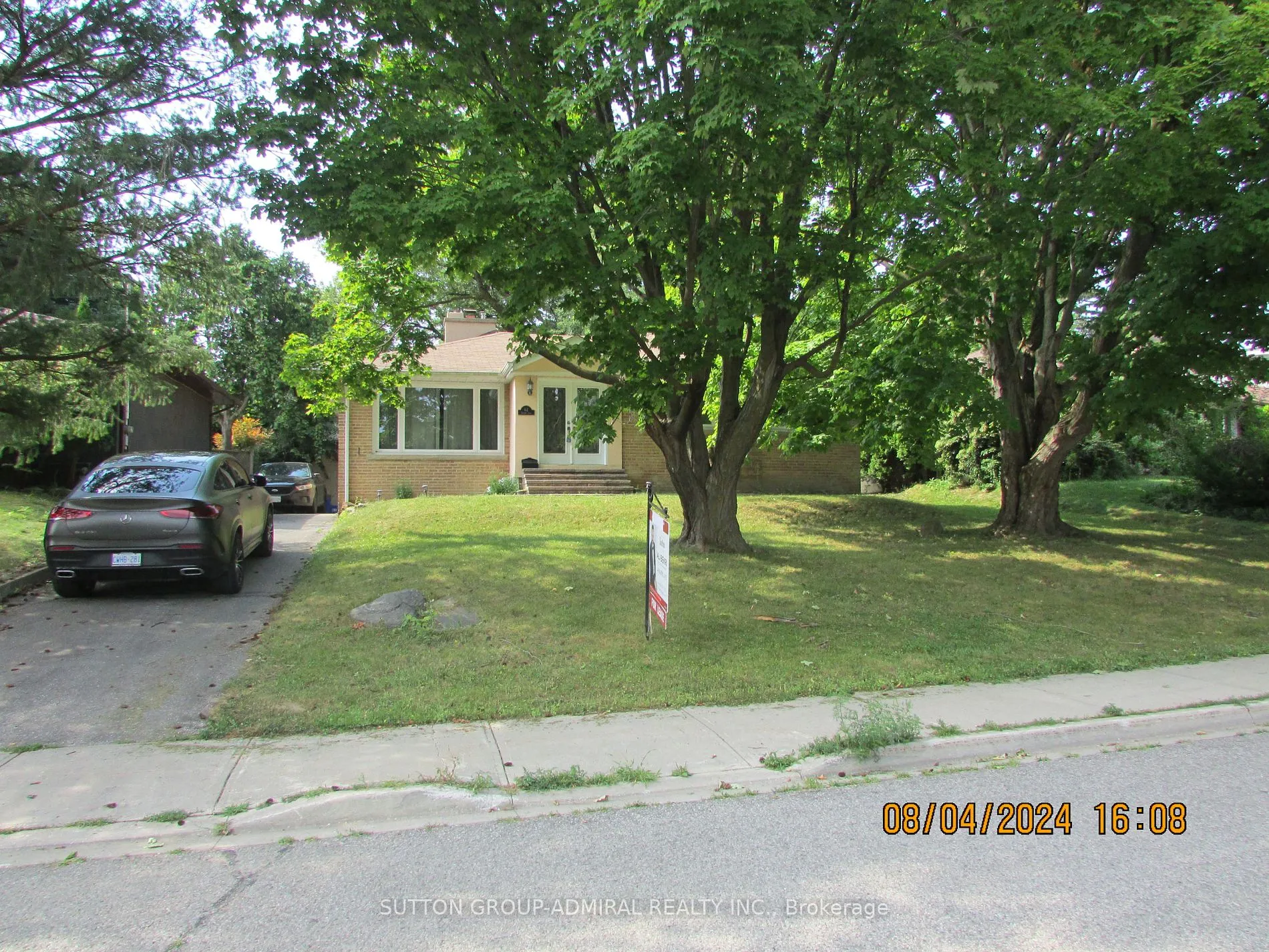 Detached Home For Lease | N9244900