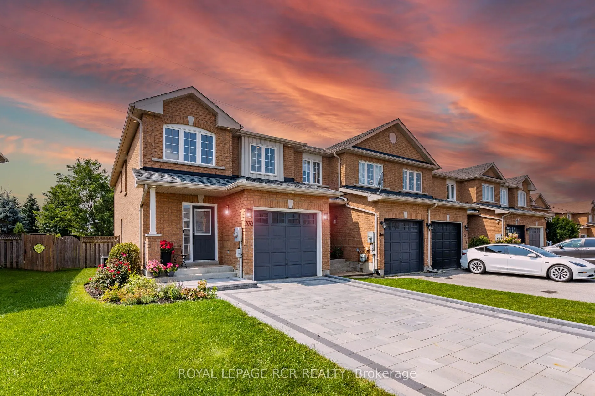 Condo Townhouse For Lease | N9256468