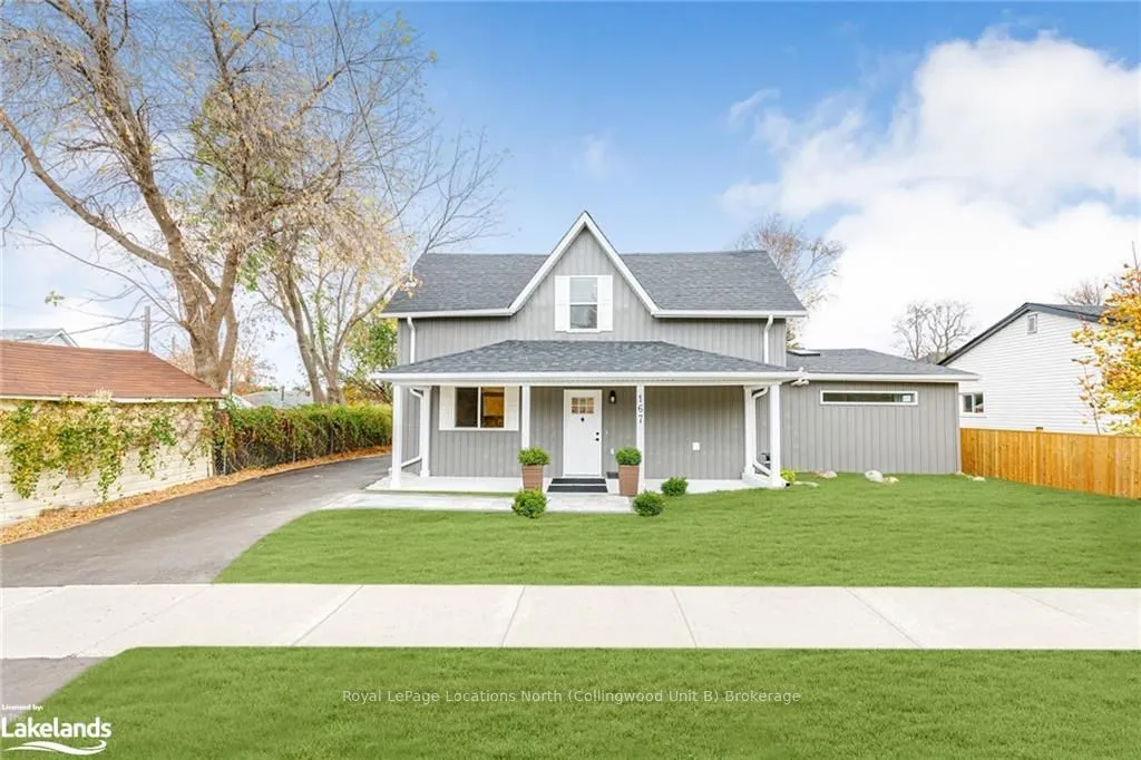 Detached Home For Sale | S10438479