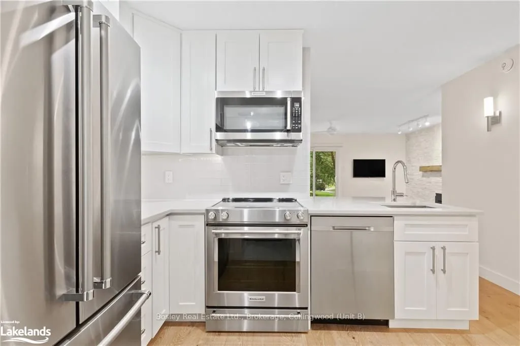 Property For Lease | S10895108