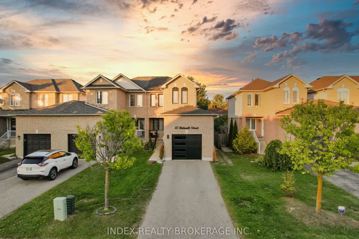 37  Ridwell  Street, Barrie, ON L4N 0W8