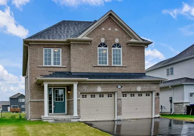 Detached Home For Sale | S12403930