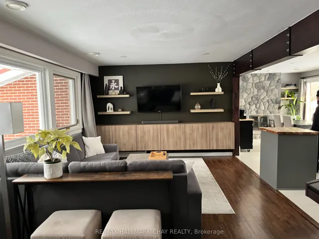 595  Big Bay Point E Road, Barrie, ON L4N 3Z9