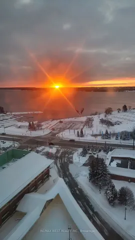 39  Mary  Street, Barrie, ON L4N 1S9