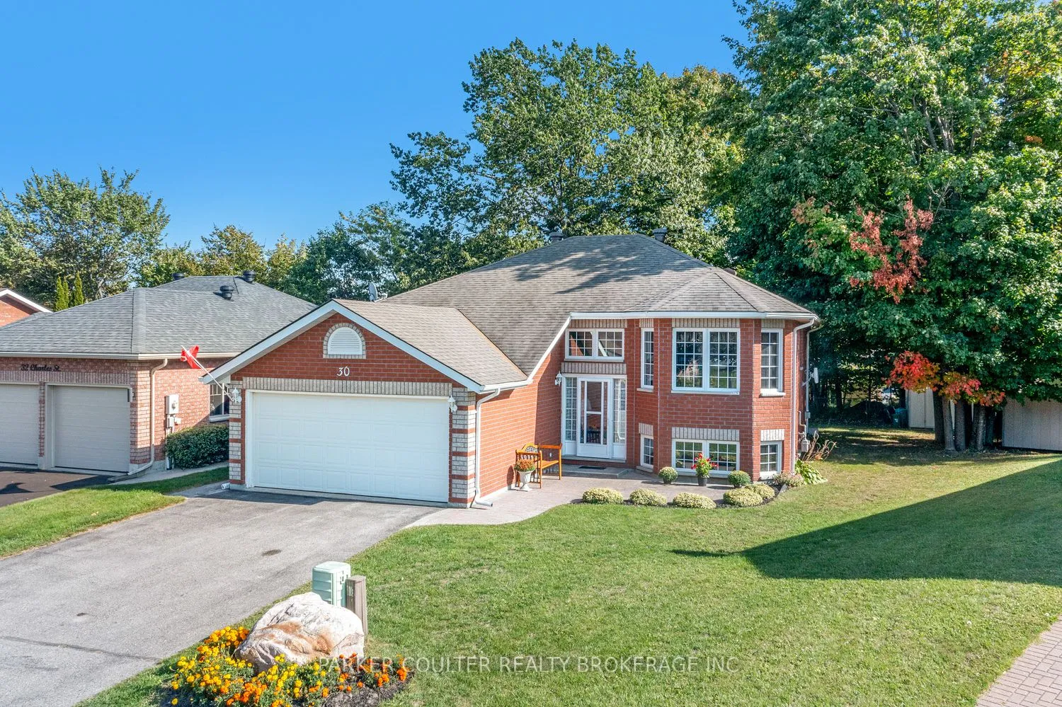 Detached Home For Sale | S12722082