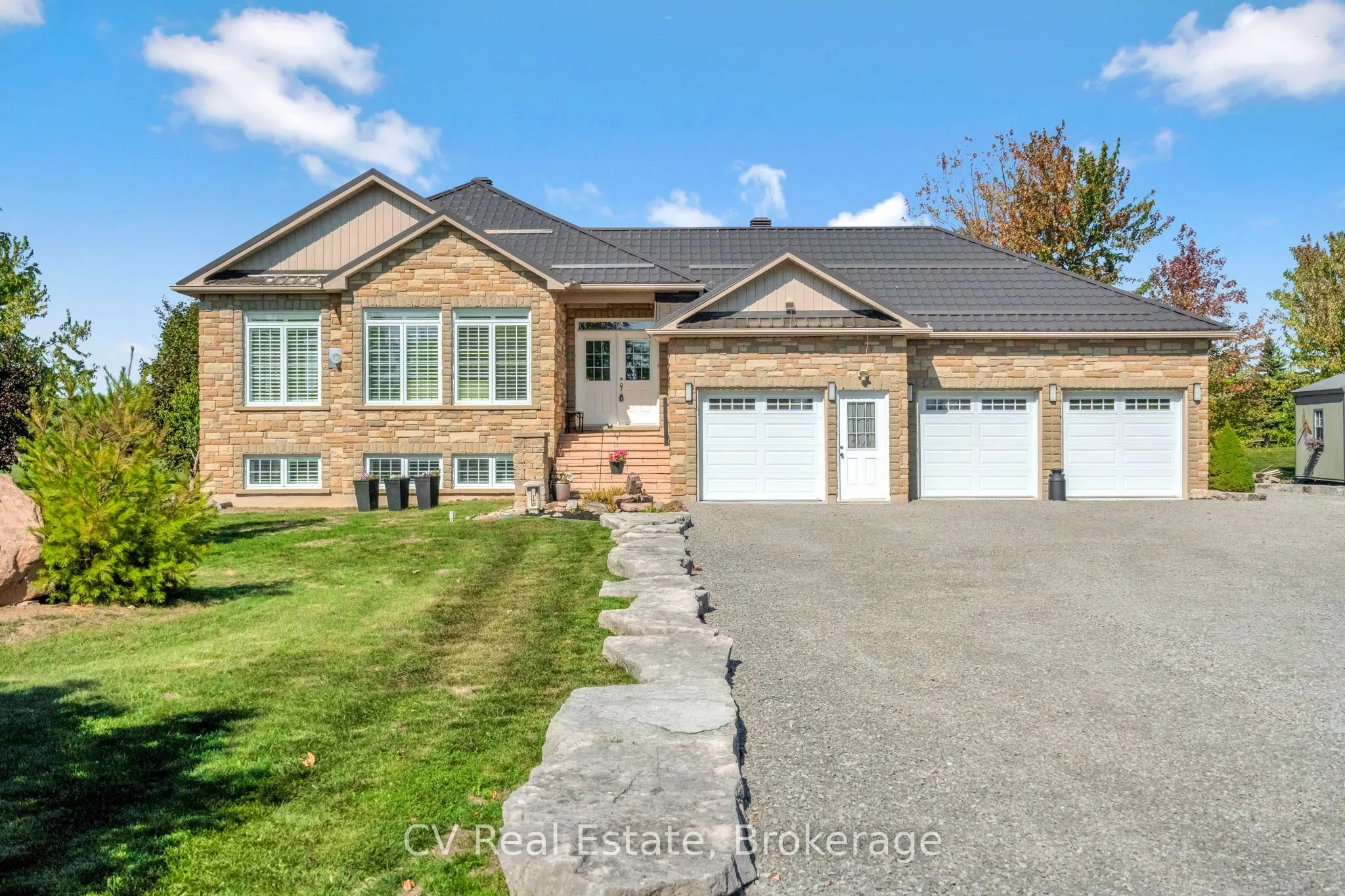 Detached Home For Sale | S12789468