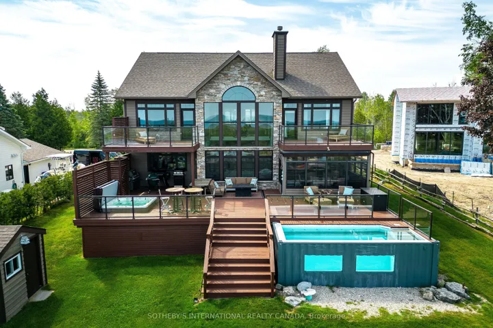 156  Bartlett  Boulevard, Collingwood, ON L9Y 5C9