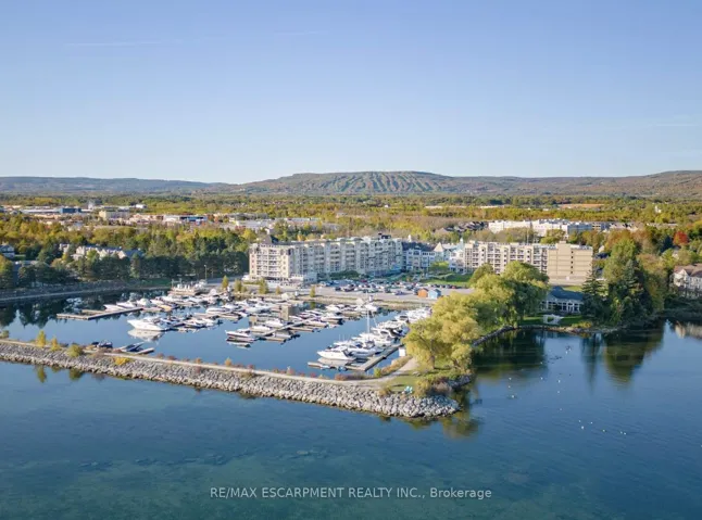 9  HARBOUR  Street, Collingwood, ON L9Y 5B5