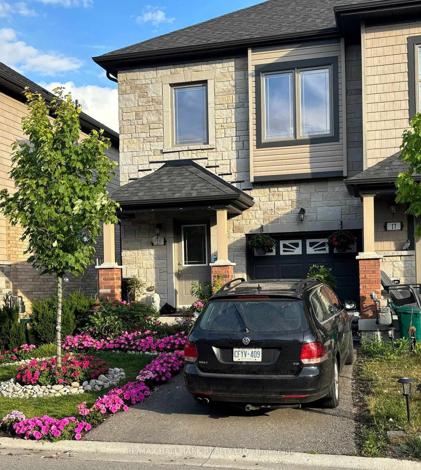 Property For Sale | S12814952