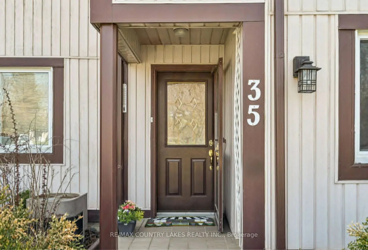 Property For Sale | S12830846