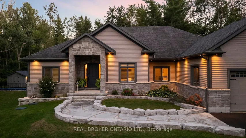 49  Sydenham W Trail, Clearview, ON L0M 1H0