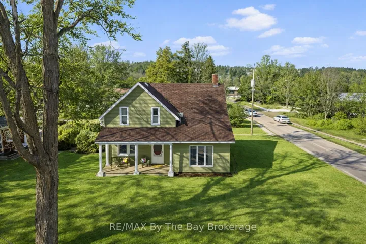 10  Wellington E Street, Clearview, ON L0M 1G0