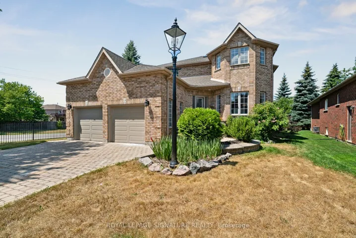 12  Mccullough  Court, Barrie, ON L4N 8M3