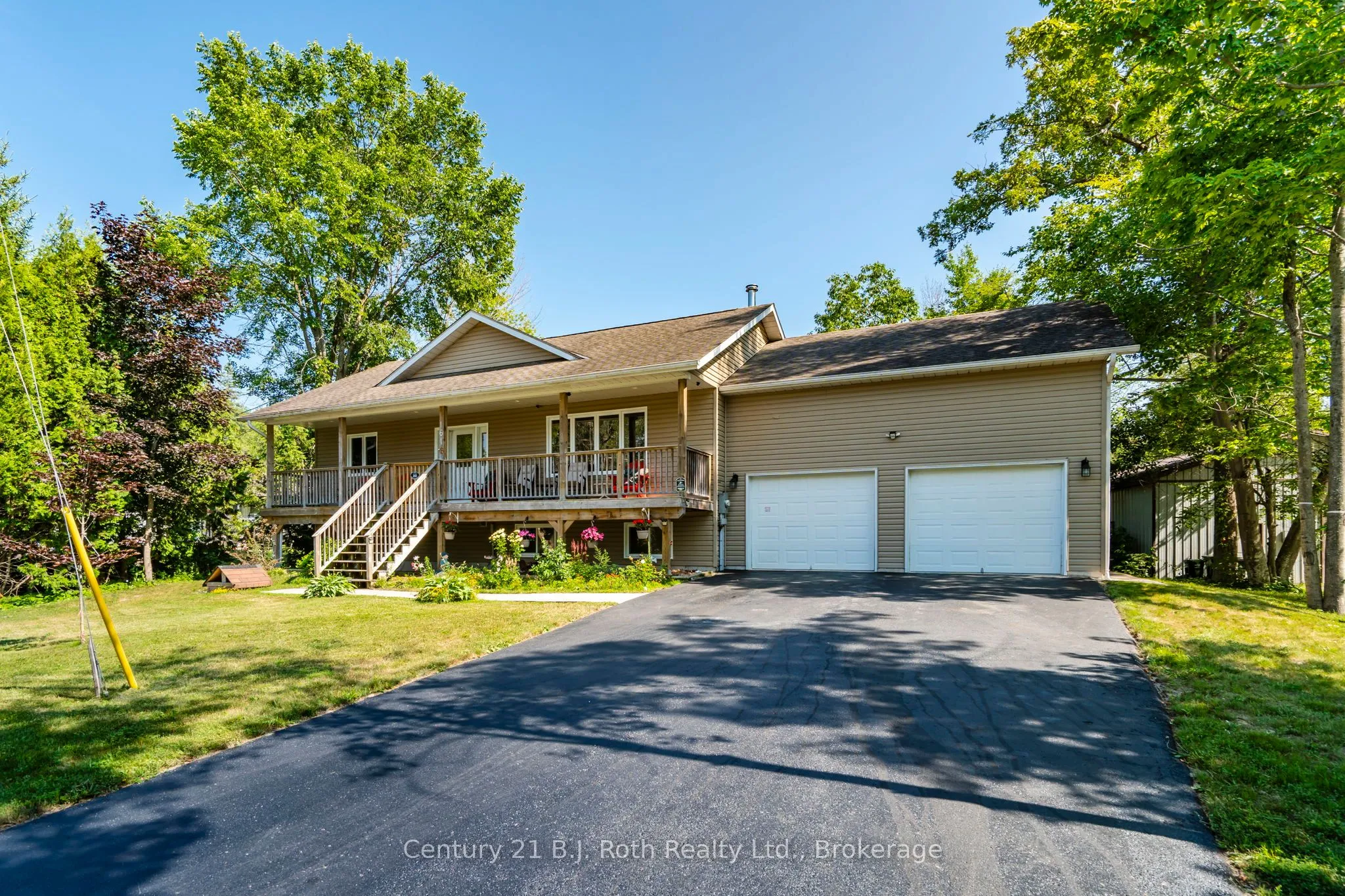 Detached Home For Sale | S12905816