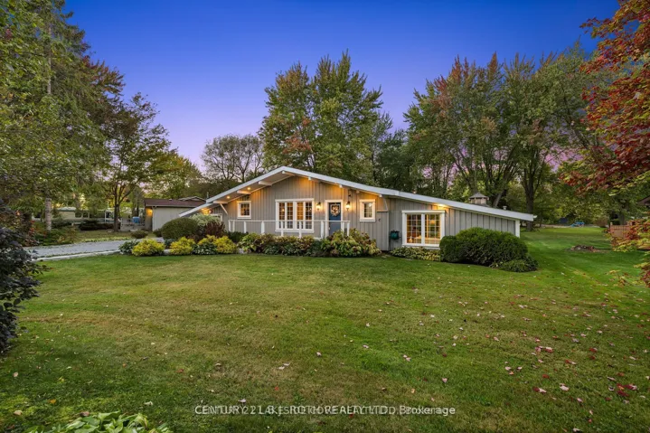 27 Poplar Cres