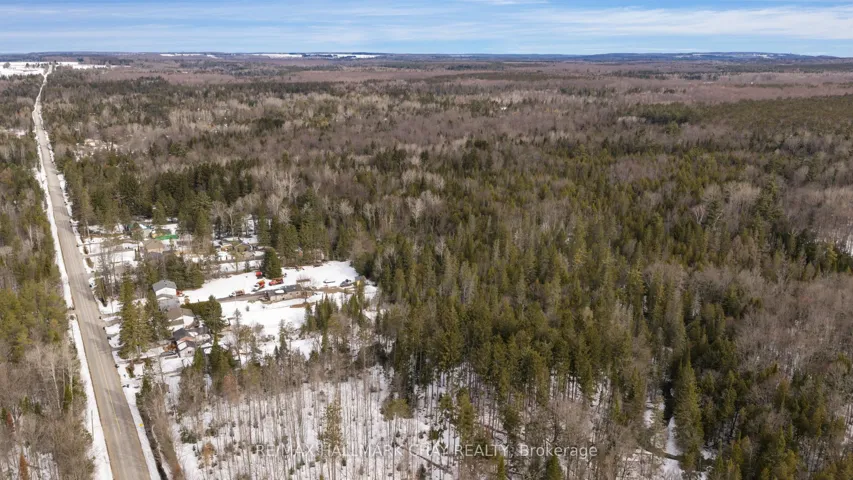 1541  Gill  Road, Springwater, ON L9X 1N2