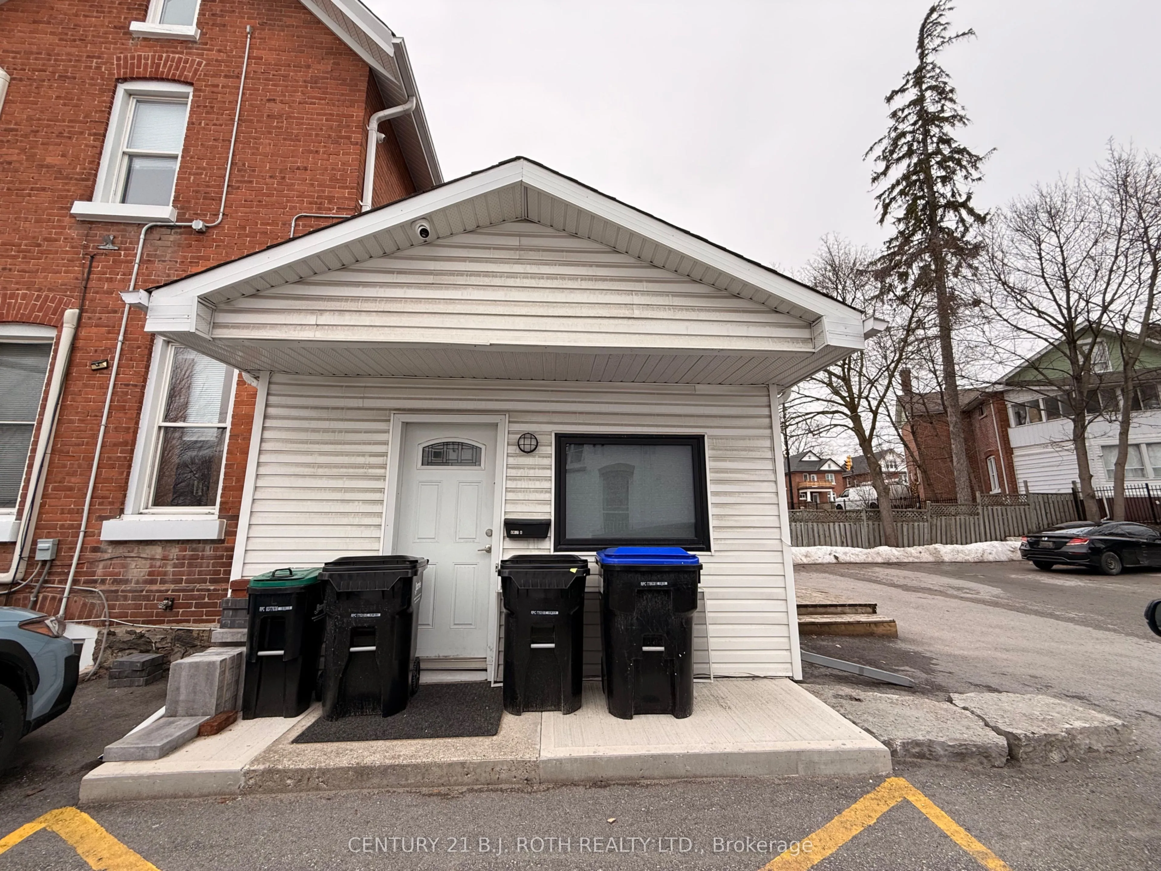 Semi-Detached Home For Lease | S12956242