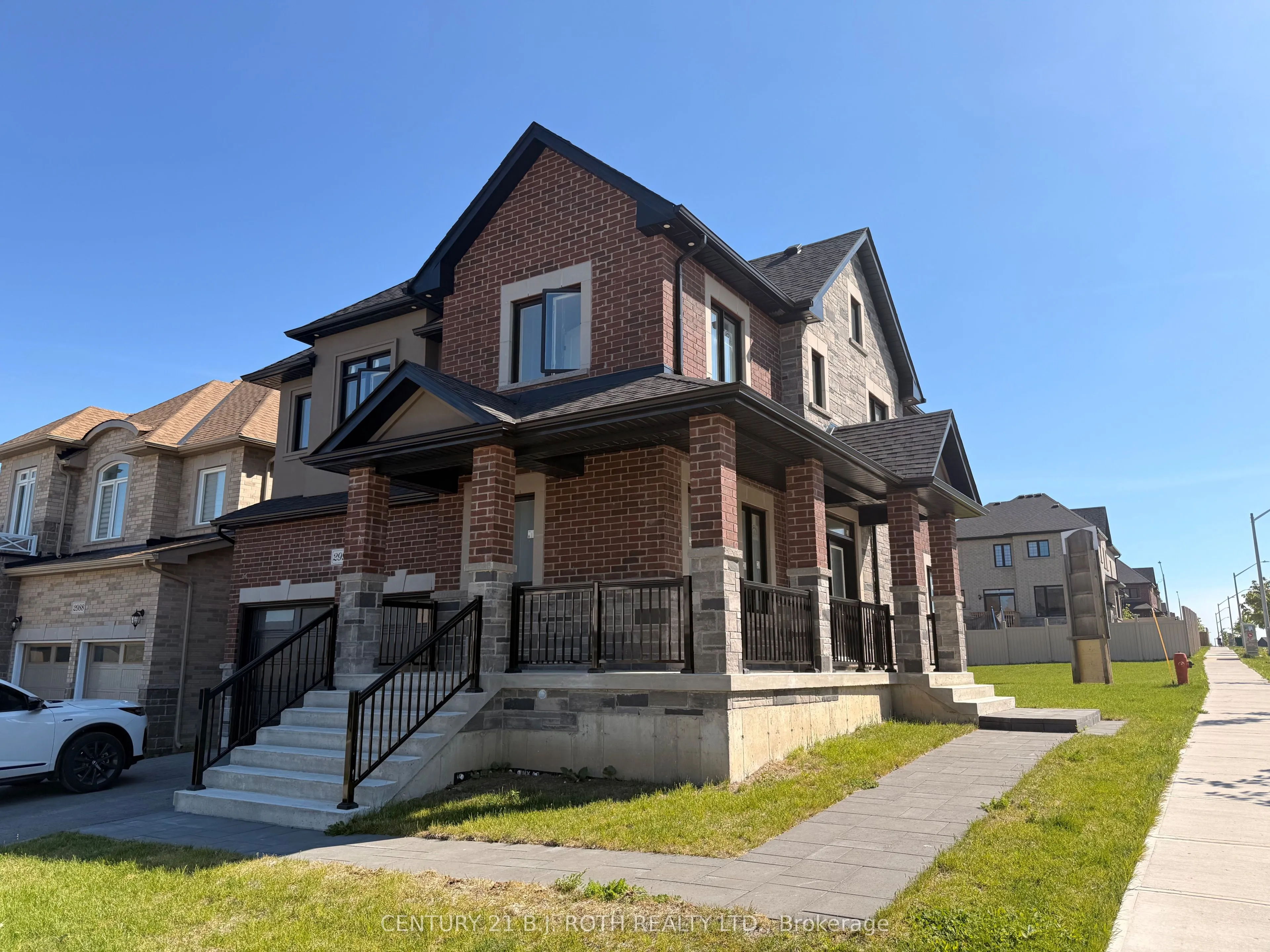 Detached Home For Sale | S12956264