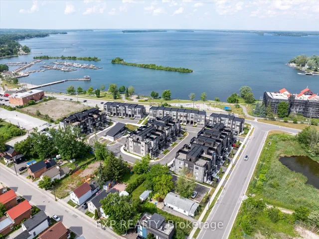 48  Wyn Wood  Lane, Orillia, ON L3V 8P7
