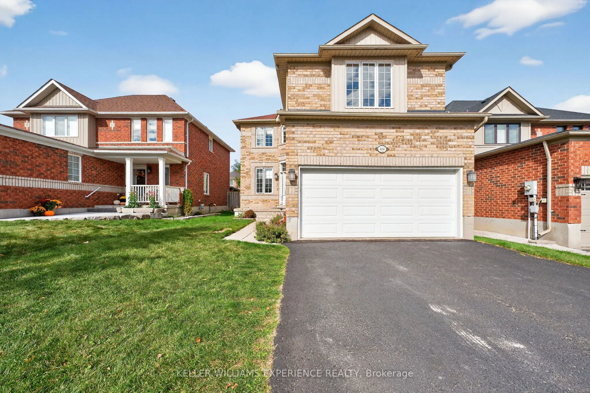 Detached Home For Sale | S12993712