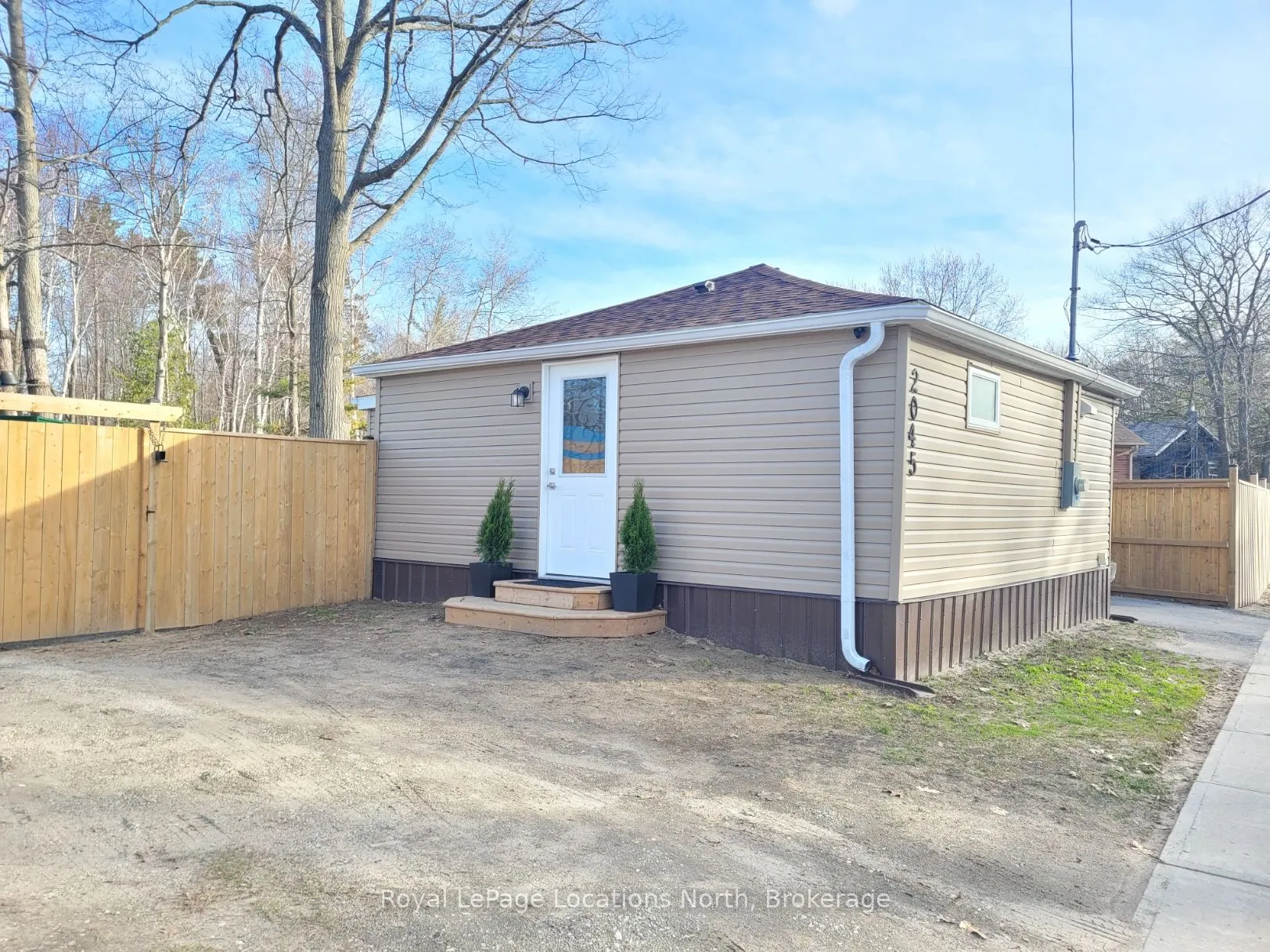 Detached Home For Sale | S13010582