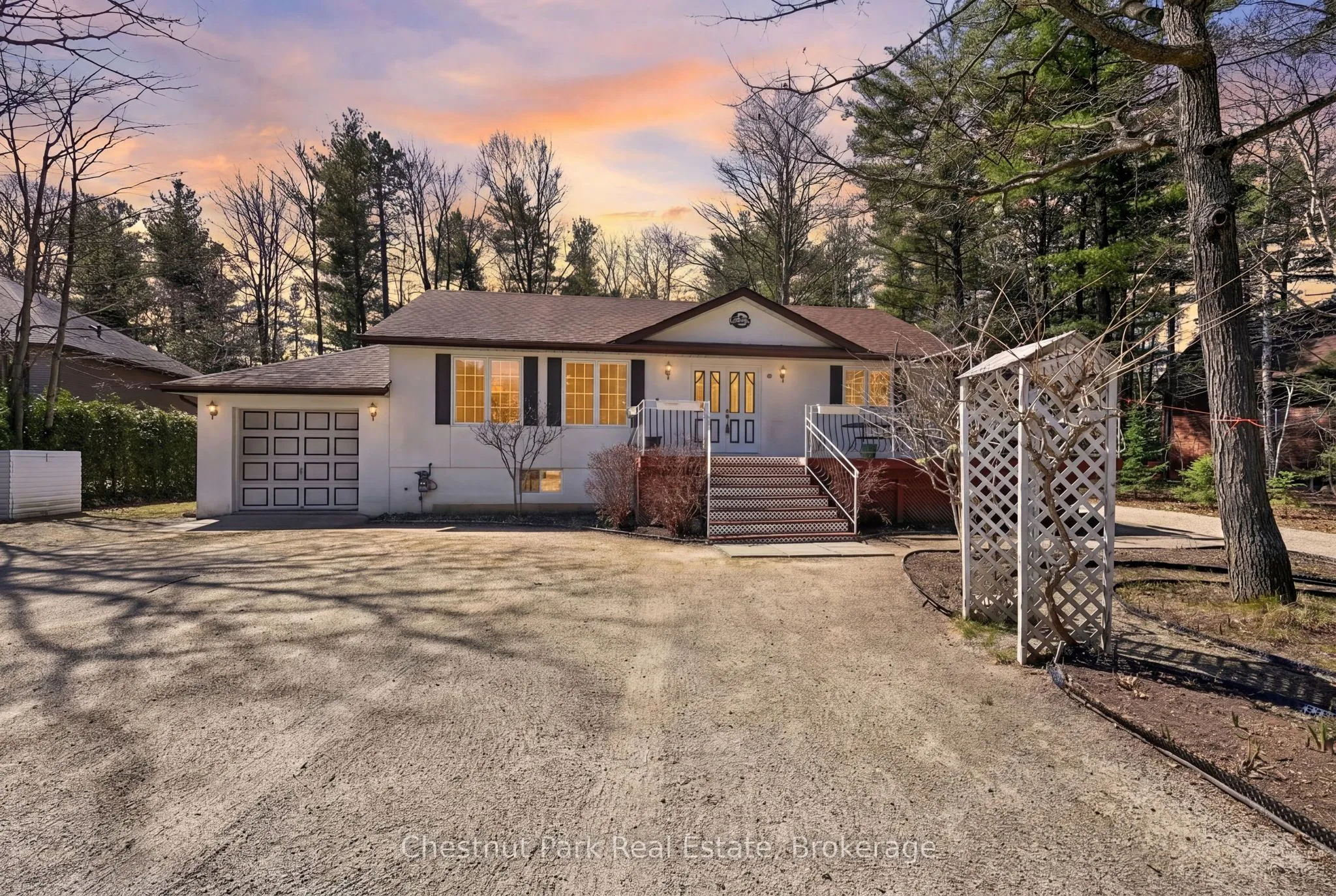 Detached Home For Sale | S13022186