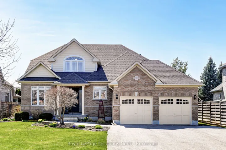 Great Curb Appeal!