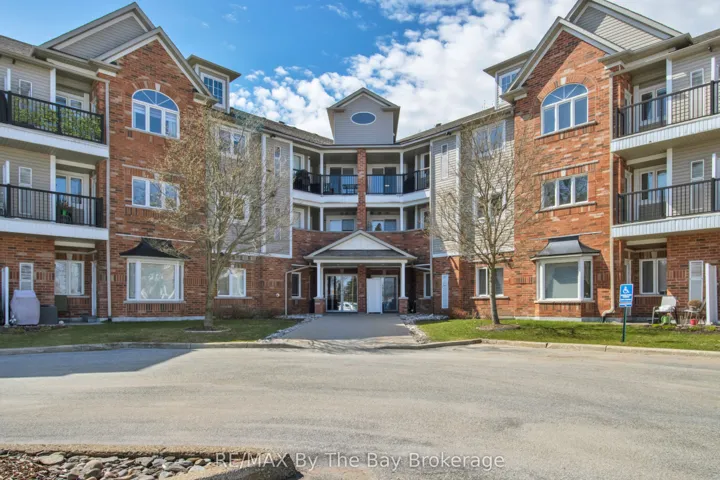 16 Westbury Road, Wasaga Beach, ON L9Z 0B8