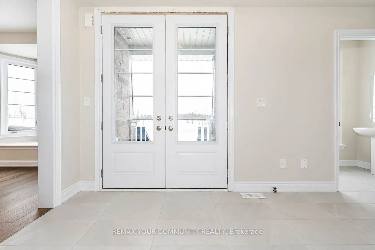 Detached Home For Sale | S13116258