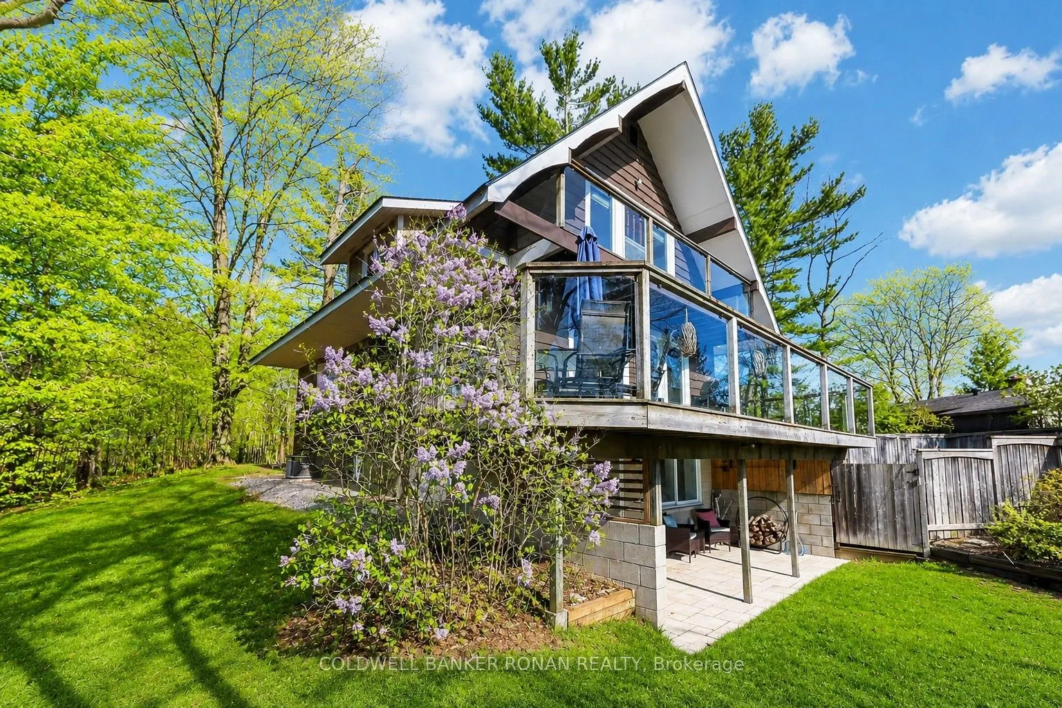 Detached Home For Sale | S13121250