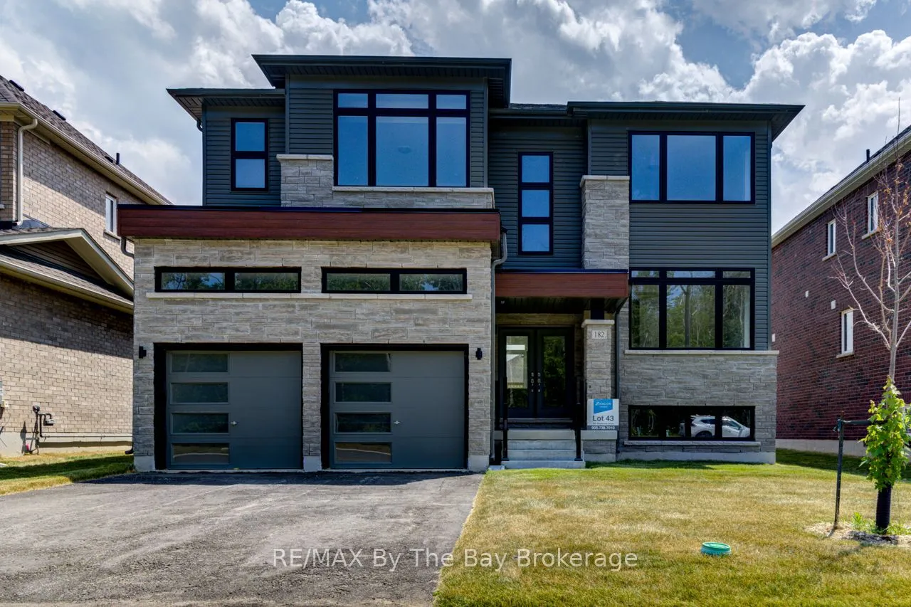 Detached Home For Sale | S13131466
