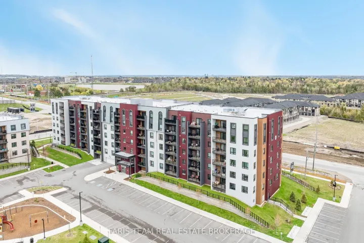 4 Spice Way, Barrie, ON L9J 0M2