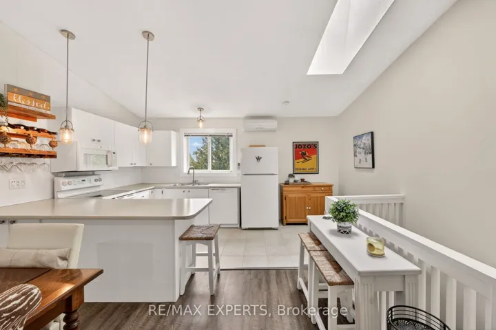 14 Dawson Drive, Collingwood, ON L9Y 5B4