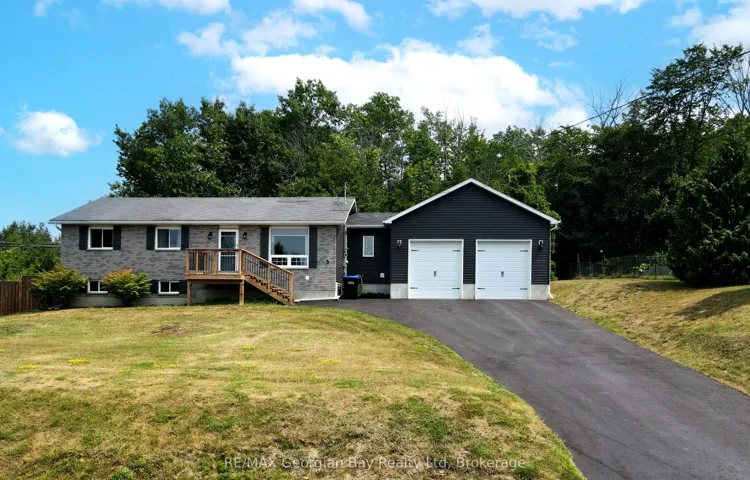 5 Easton Avenue, Tay, ON L0K 1R0