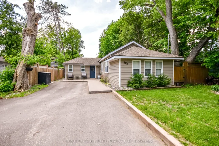 203 Southview Road, Barrie, ON L4N 3X6