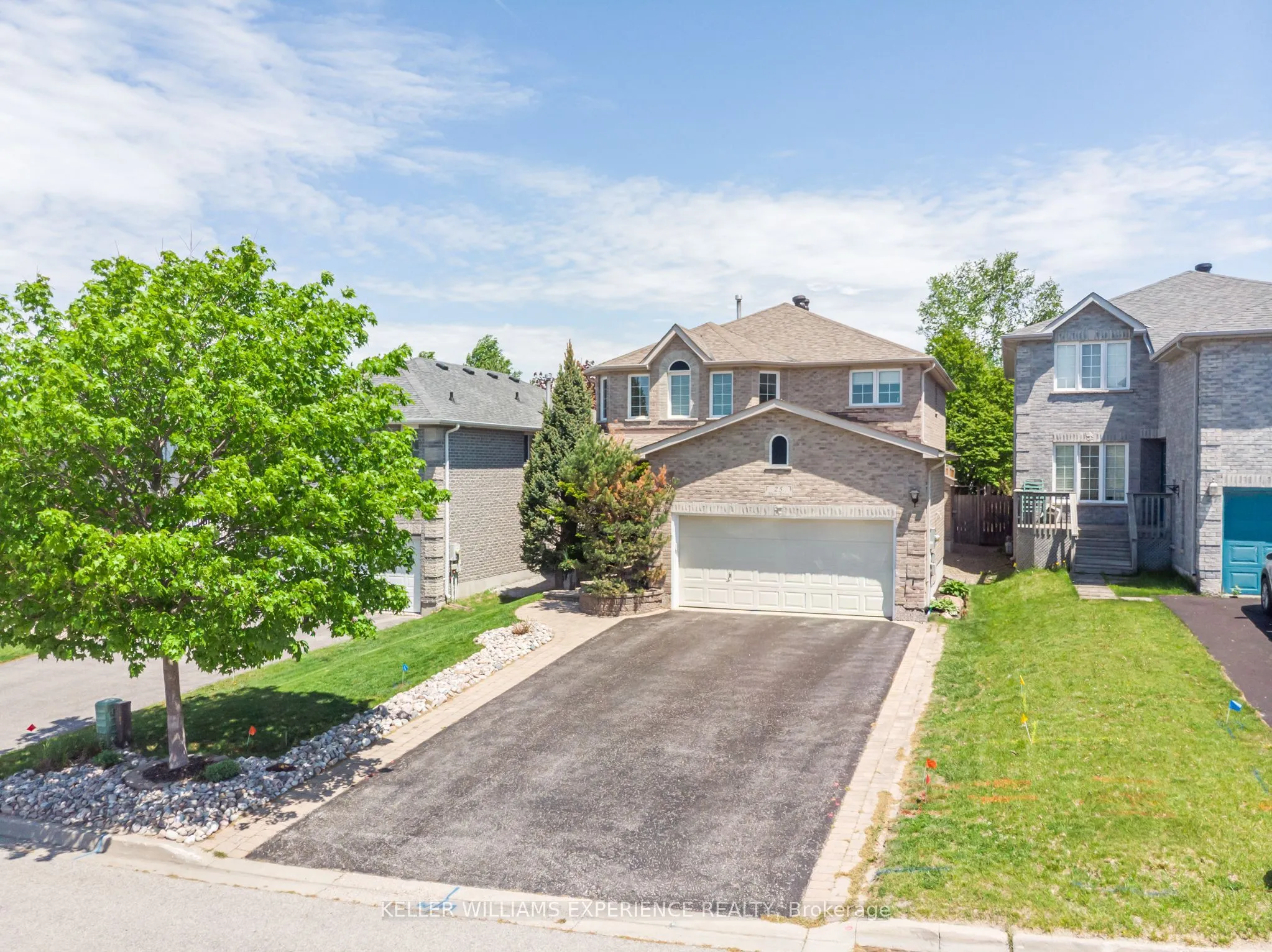 Detached Home For Sale | S13243324