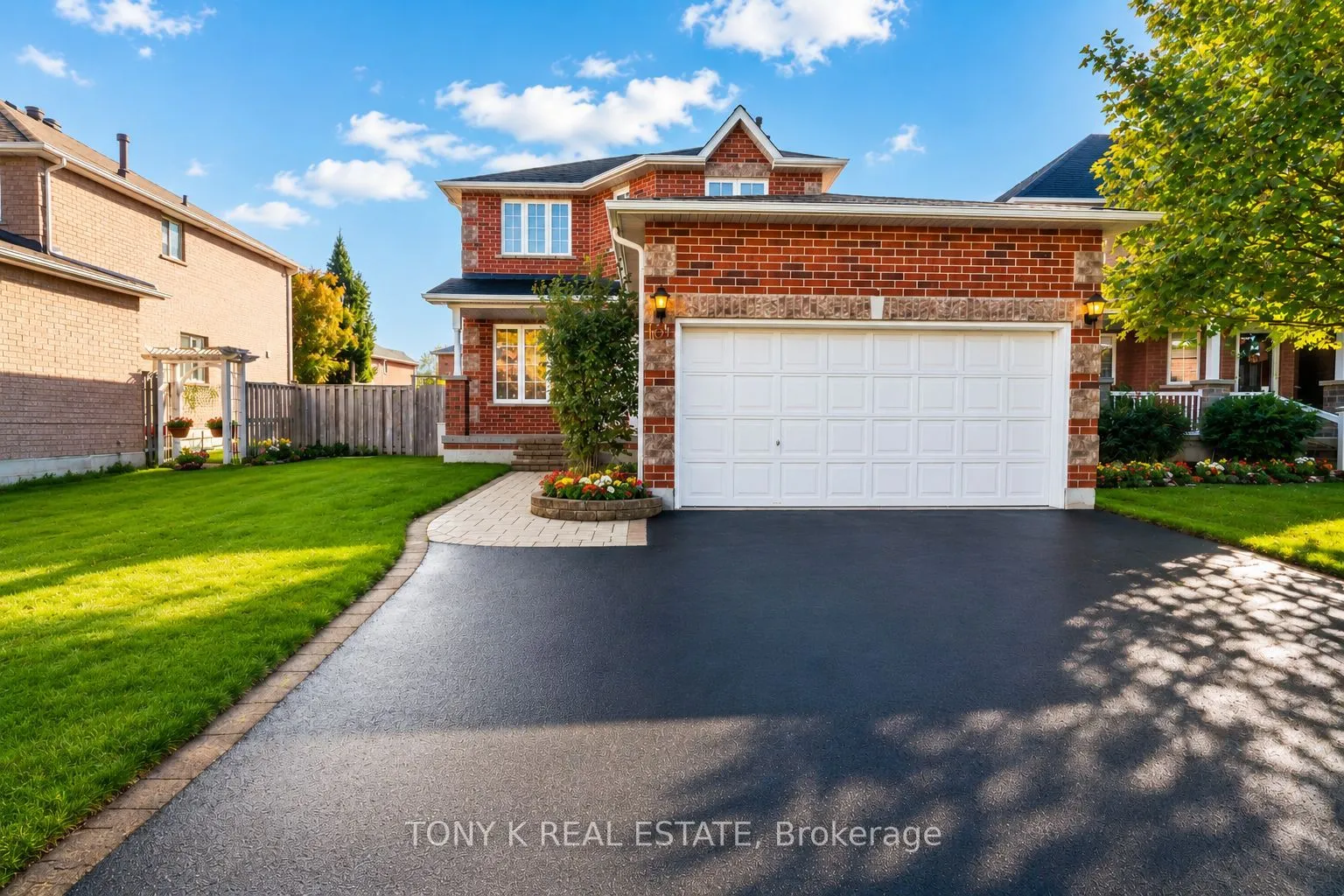 Detached Home For Sale | S13243414