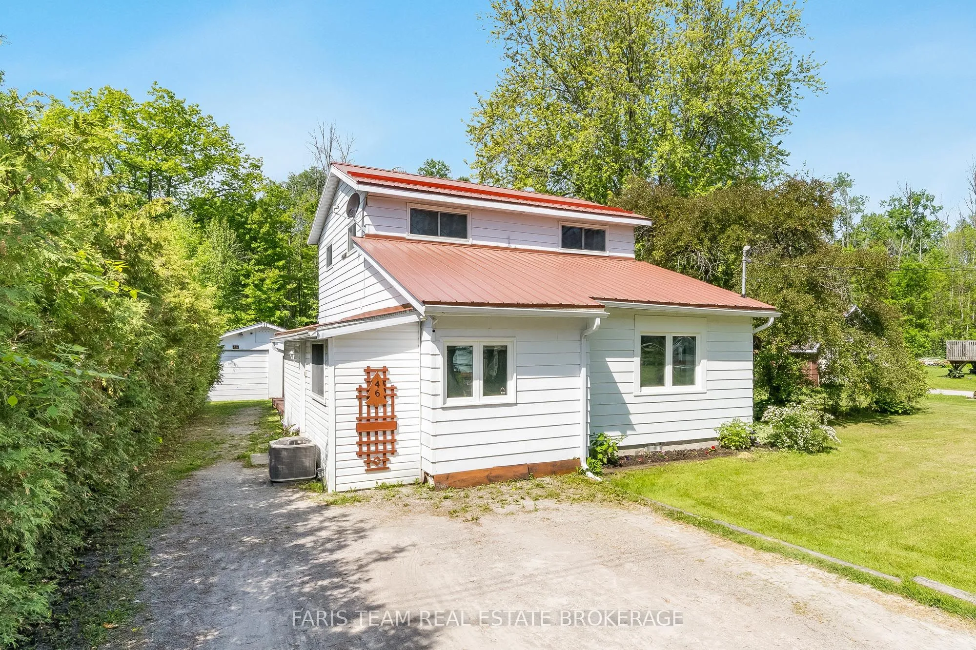 Detached Home For Sale | S13247848
