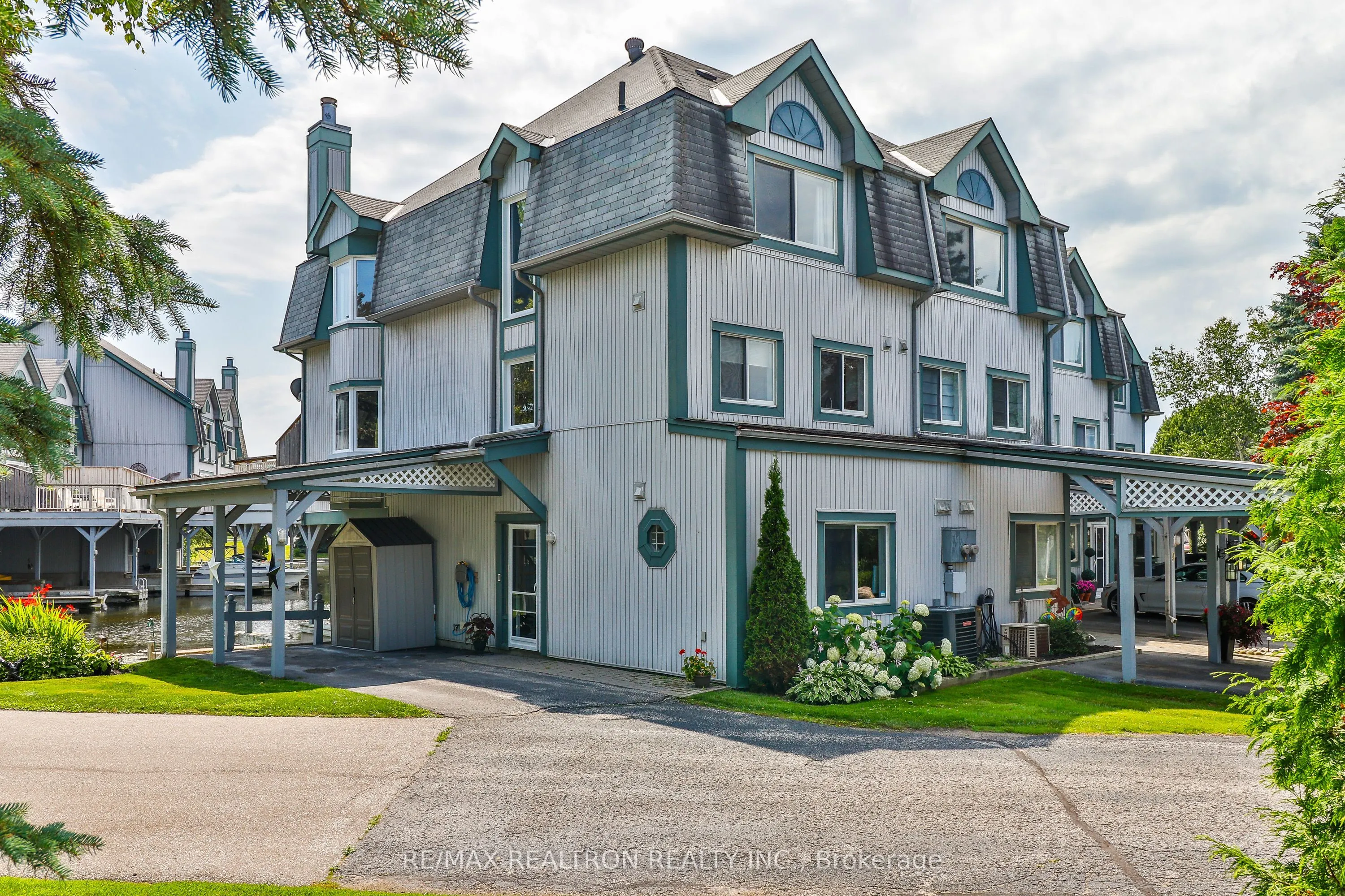 Property For Lease | S13248970