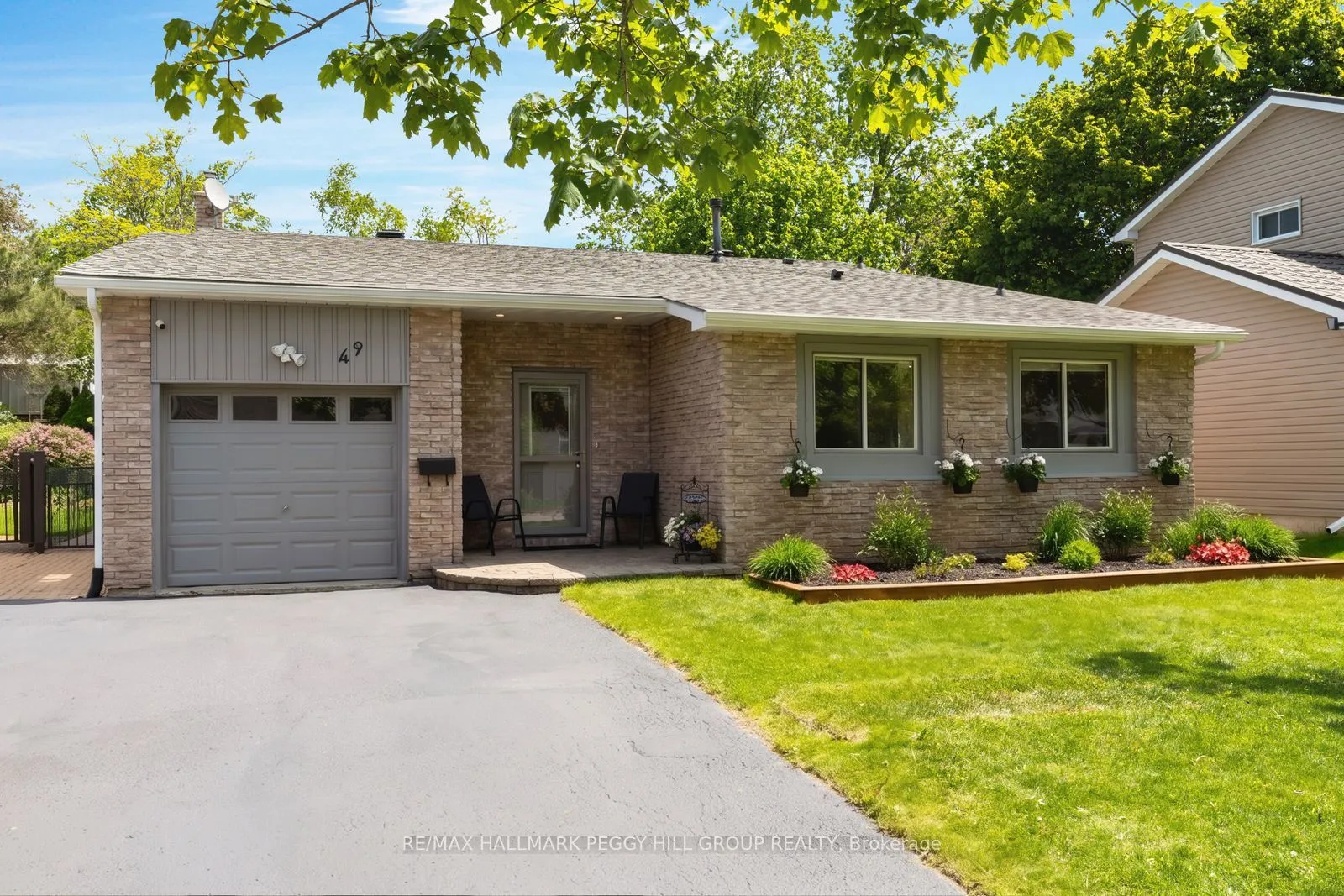 Detached Home For Sale | S13254848