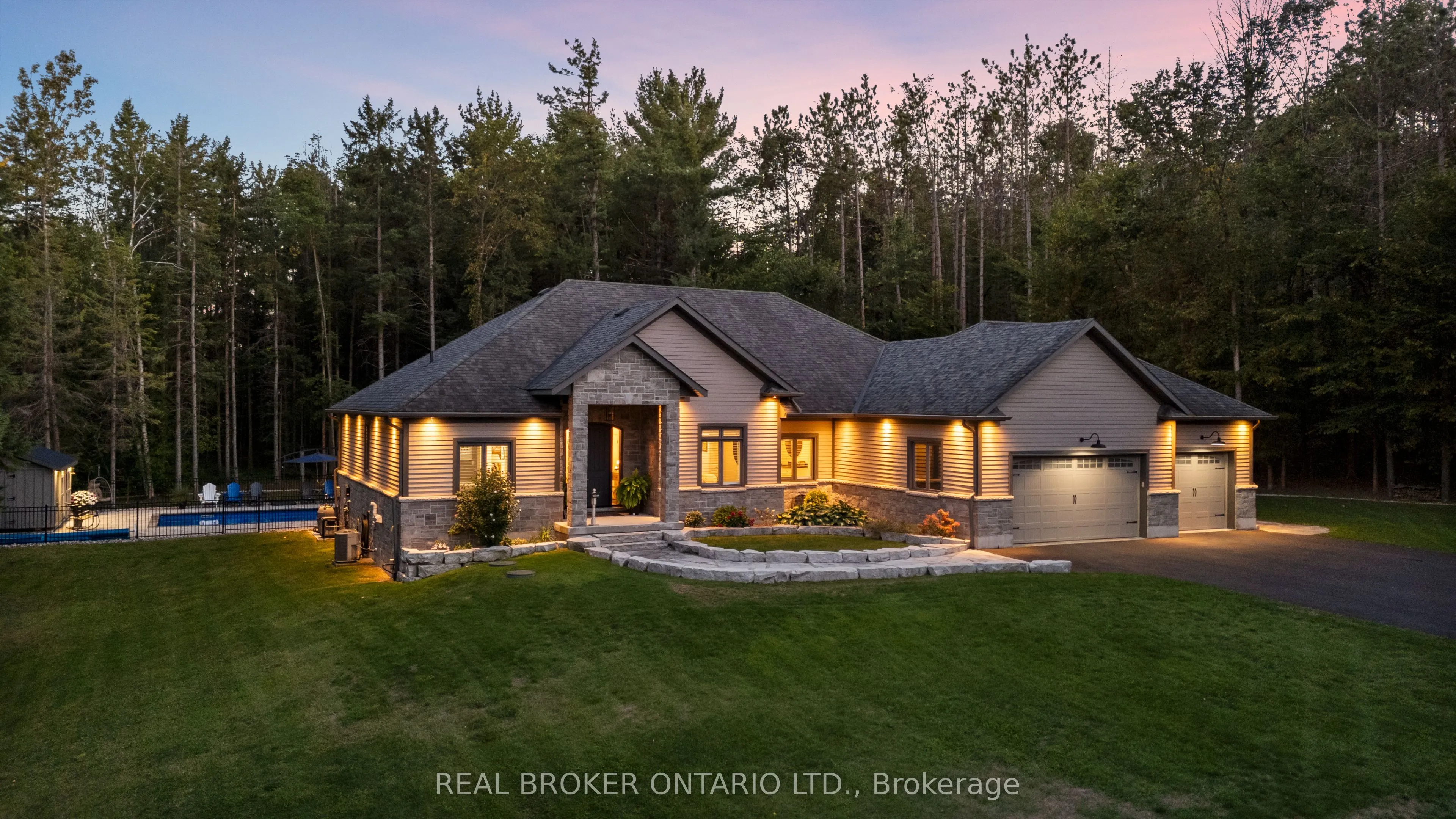 Detached Home For Sale | S13282256