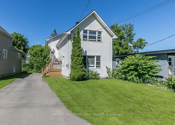 226 Queen Street - Triplex / Midland, ON