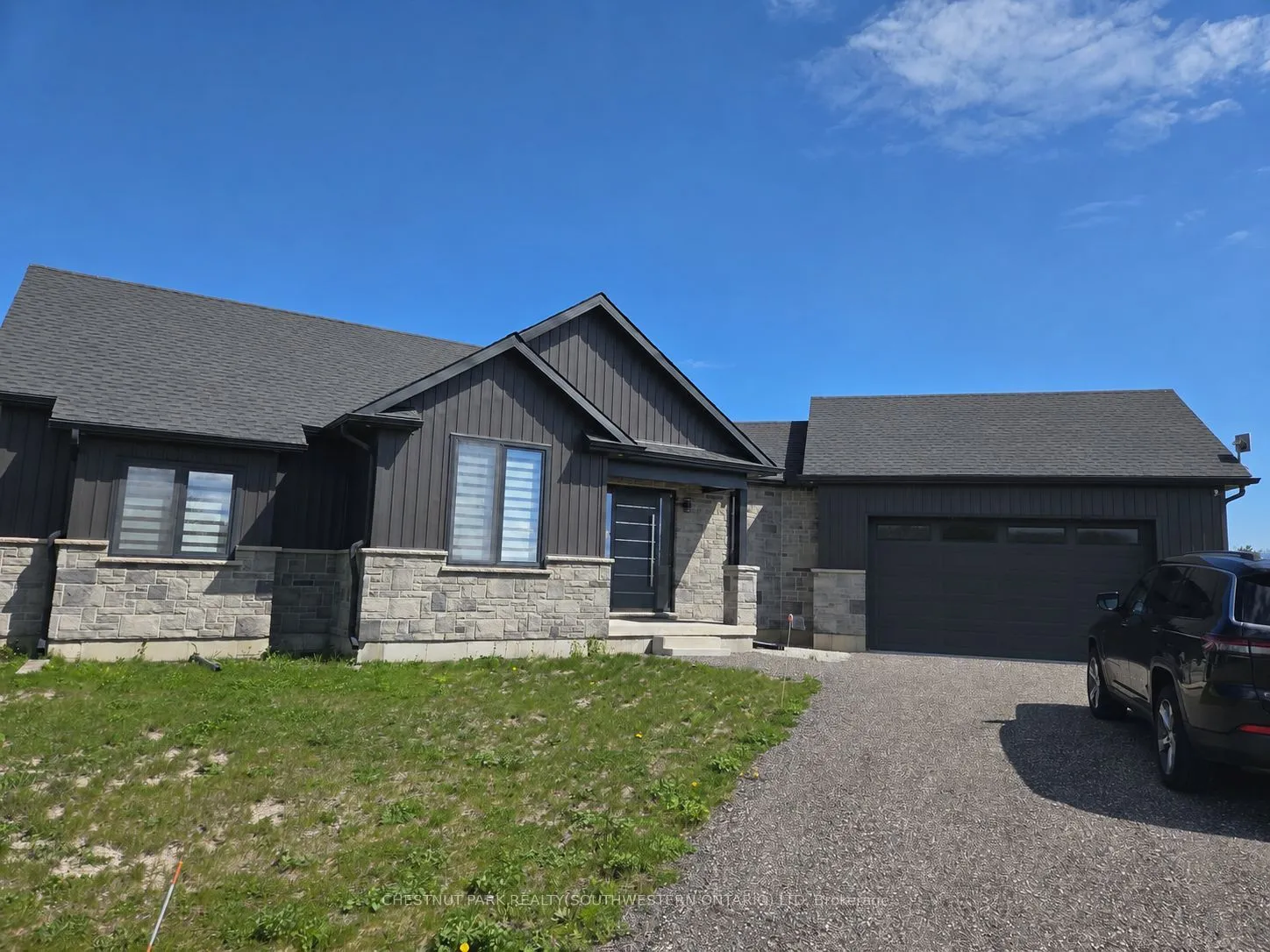 Detached Home For Lease | S13450290